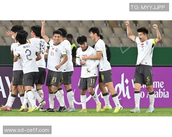 泰国U23对阵日本队的精彩较量期待引发的足球热潮与激情 泰国U23对阵日本队的精彩较量期待引发的足球热潮与激情