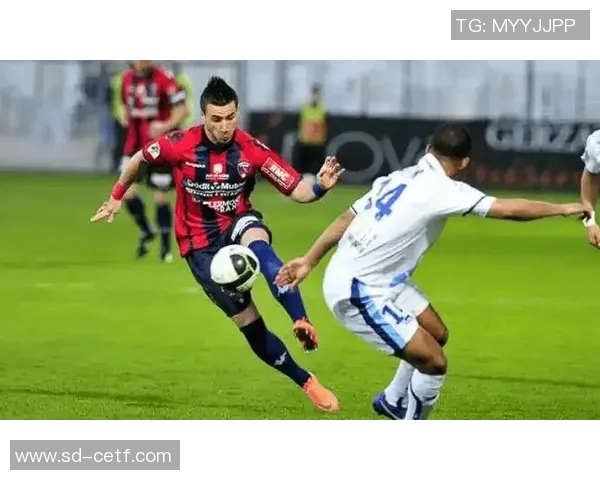 法乙梅斯迎战克莱蒙争夺关键三分的激烈对决即将上演 法乙梅斯迎战克莱蒙争夺关键三分的激烈对决即将上演