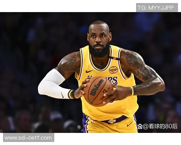 湖人对阵魔术比赛中詹姆斯精彩得分表现引发热议