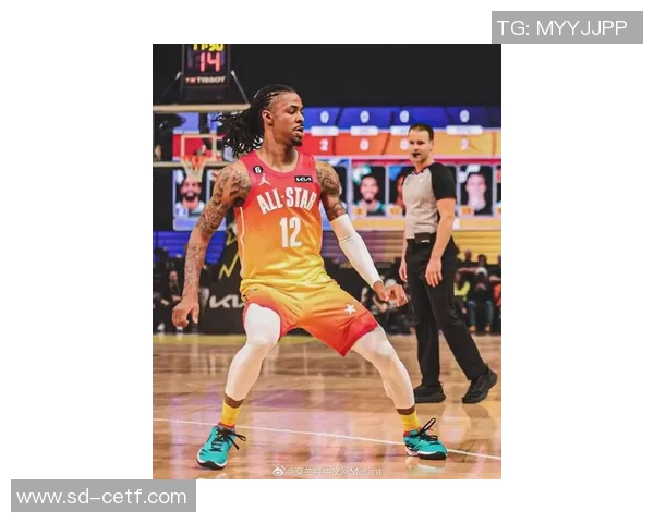 贾莫兰特的篮球之路：从新秀到全明星的辉煌蜕变与挑战