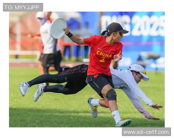 重庆飞盘队与北京飞盘队赛后复盘分析比赛经验与战术探讨 重庆飞盘队与北京飞盘队赛后复盘分析比赛经验与战术探讨