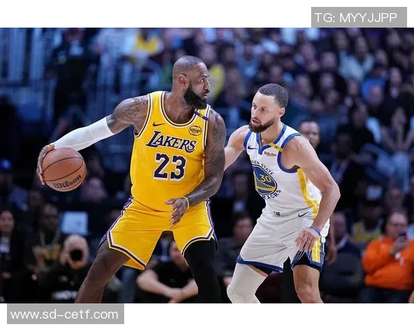 2019年NBA季后赛雷霆对勇士的激烈对决与精彩瞬间回顾 2019年NBA季后赛雷霆对勇士的激烈对决与精彩瞬间回顾
